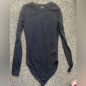 Old navy long sleeve black body suit in TALL